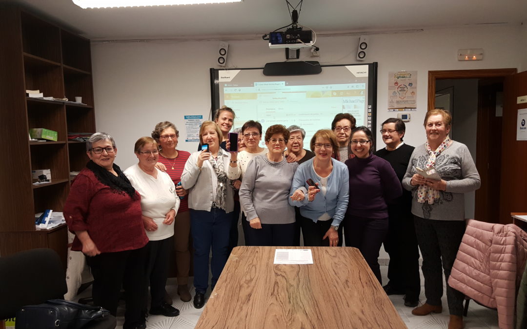 APRENDE A HACER UNA VIDEOCONFERENCIA CON AMIGOS Y FAMILIARES